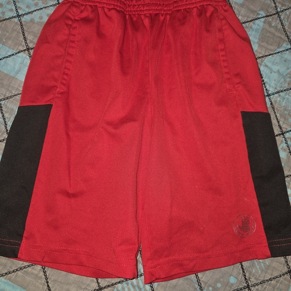 Colorful Graphic Shorts Collection - Picture 7 of 9